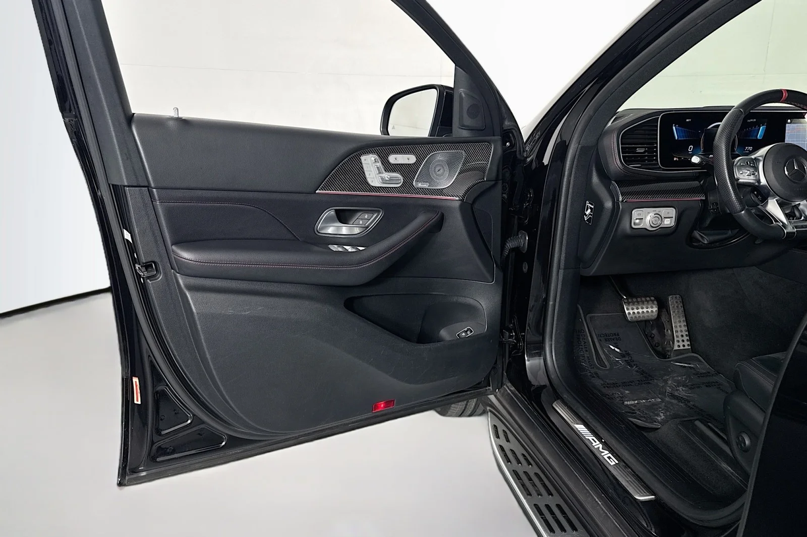 Used 2021 Obsidian Black Metallic Mercedes-Benz AMG® GLE 53 image 20