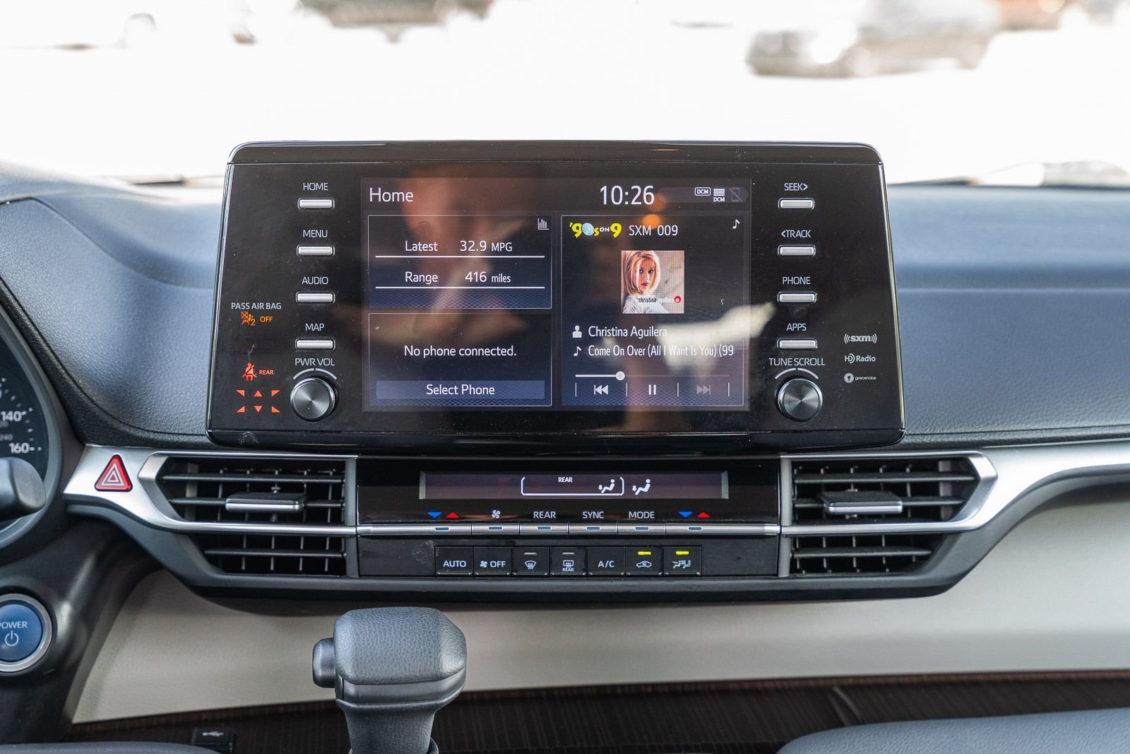 2024 Toyota Sienna LE - Photo 37