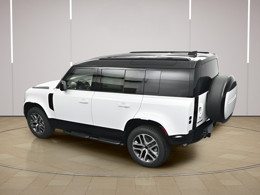 New 2026 White Land Rover X-Dynamic SE image 32