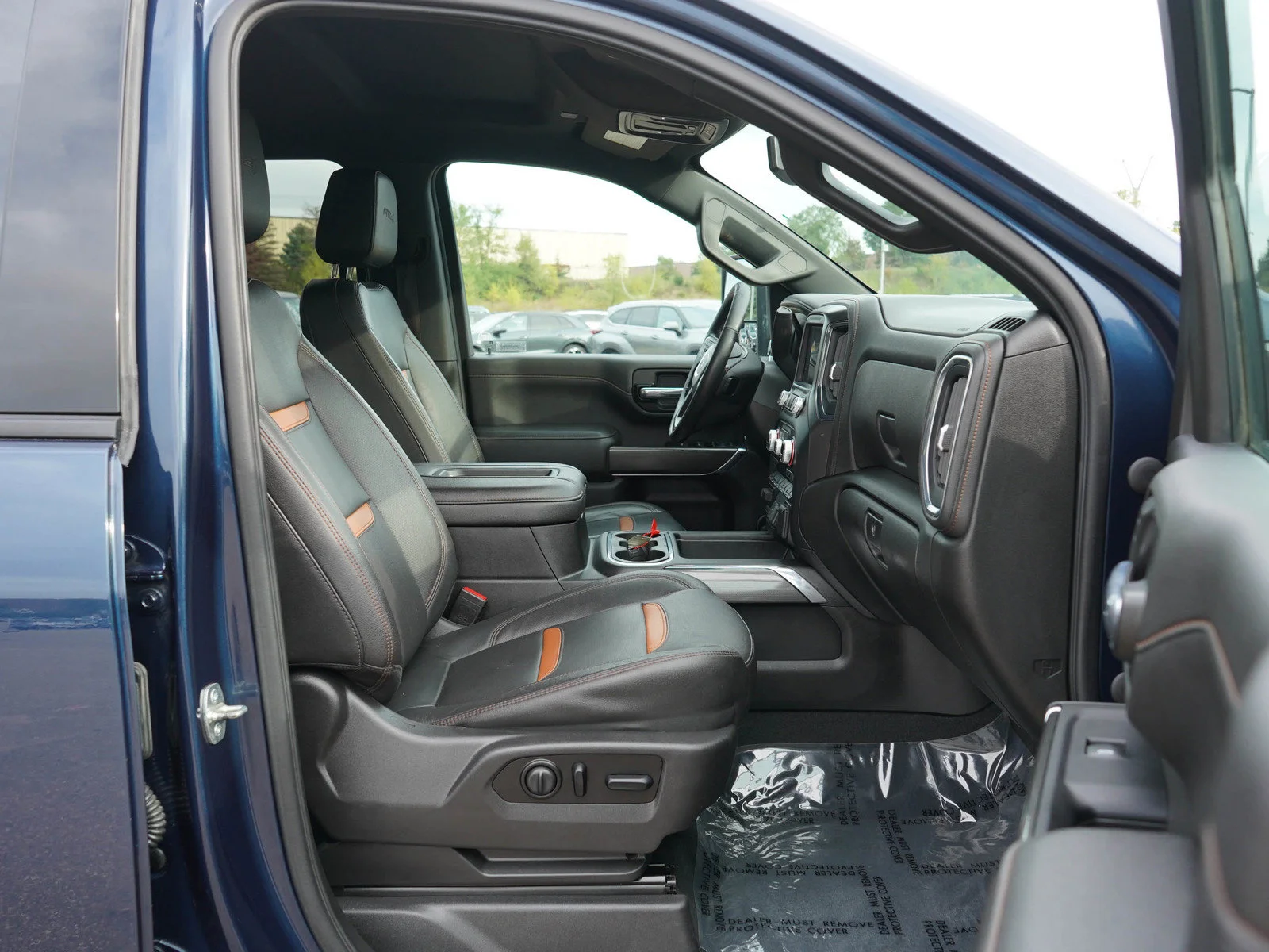 Used 2022 Pacific Blue Metallic GMC AT4 image 10