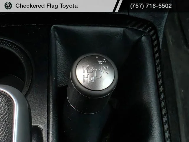 Used 2024 Ice Cap Toyota TRD Off-Road Premium image 17
