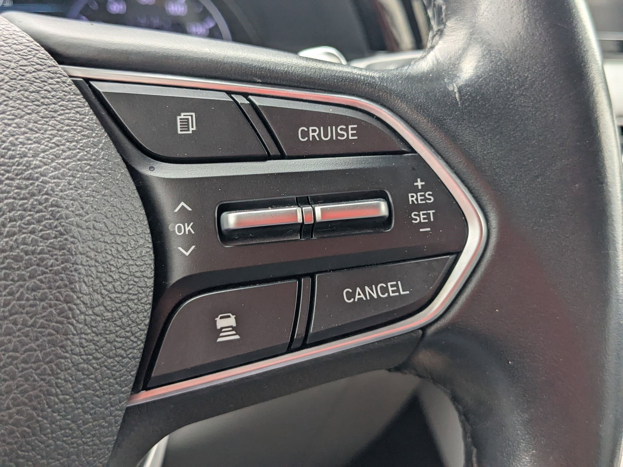 Used 2020 Hyper White Hyundai SEL image 18