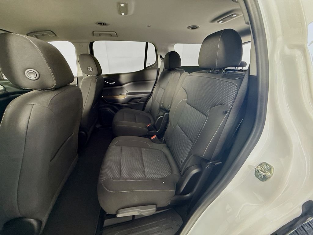 Used 2021 Summit White GMC SLE image 4