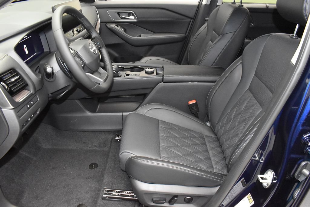 New 2026 Deep Ocean Blue Pearl Nissan Platinum image 14