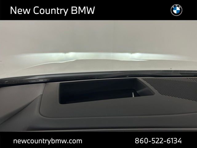 New 2026 Mineral White Metallic BMW 550e xDrive image 17