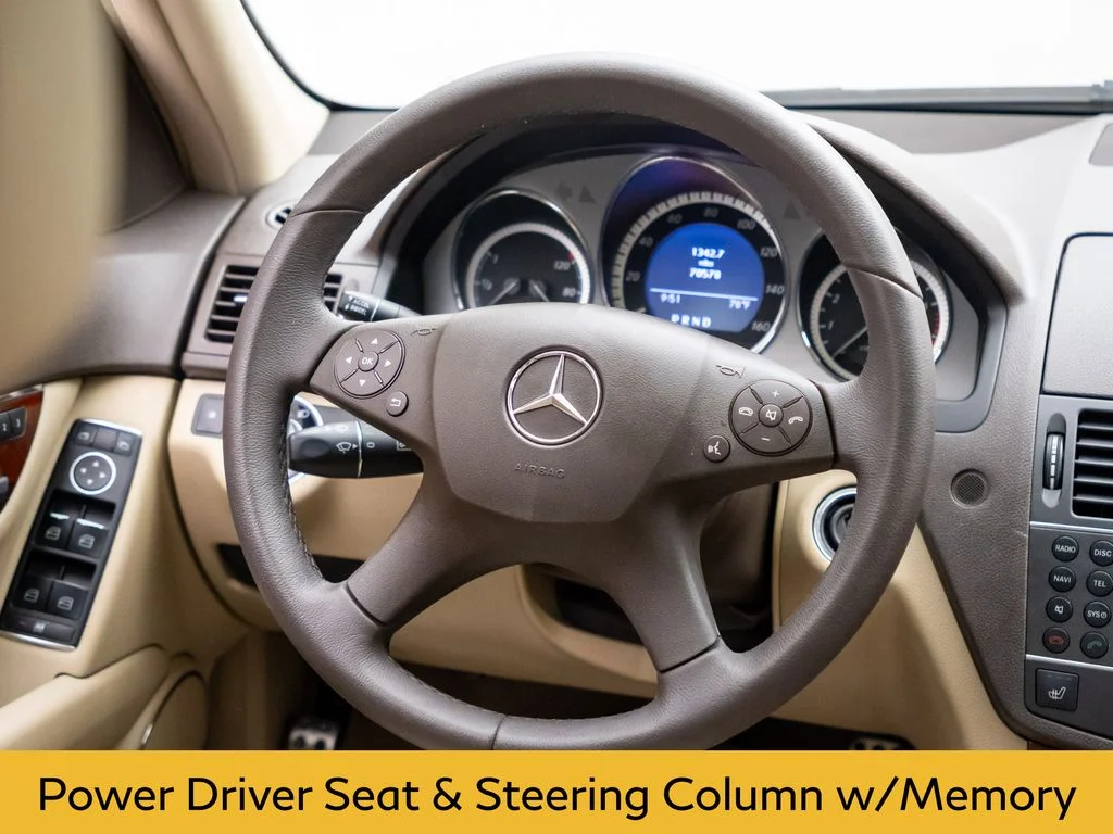 Used 2011 Beige Mercedes-Benz C 300 image 11
