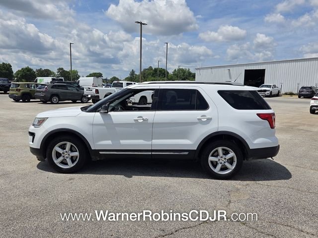 Used 2018 White Ford XLT image 4