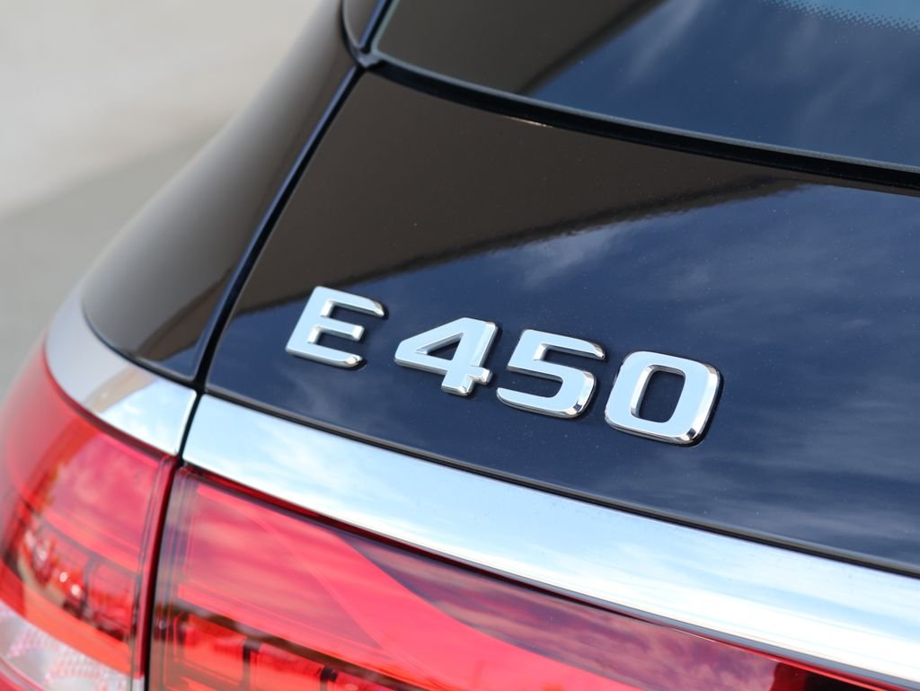 Used 2022  Mercedes-Benz E 450 image 31