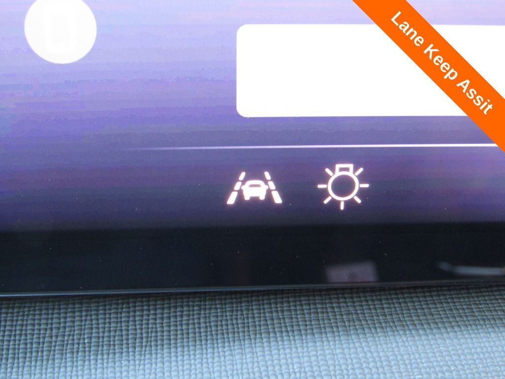Used 2025 Black Buick Sport Touring image 19