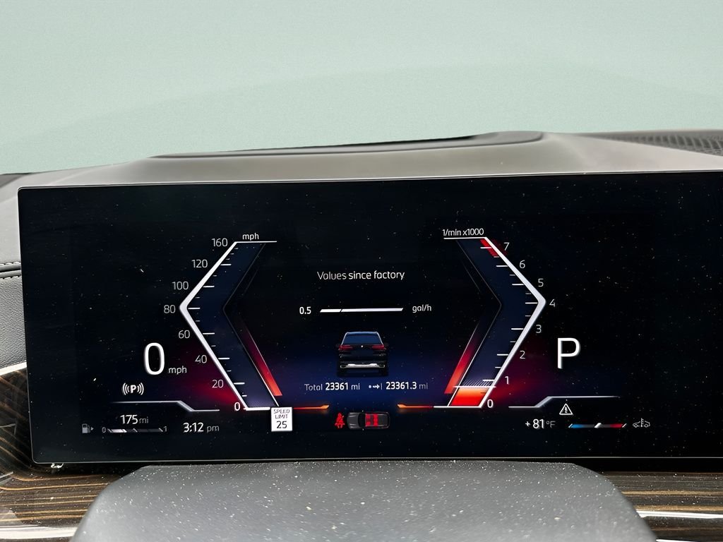Used 2026 Black BMW xDrive40i image 15