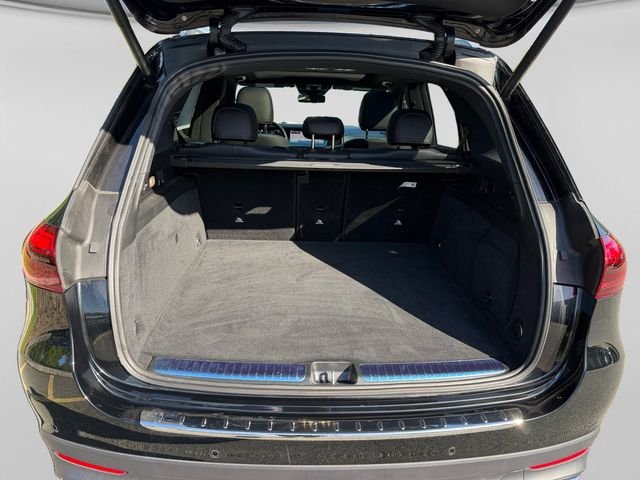 Certified Used 2025 Black Mercedes-Benz GLE 450e image 9