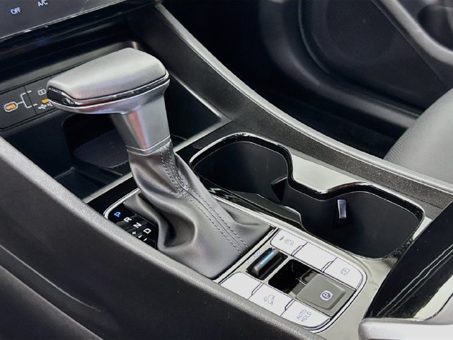 Certified Used 2025 Blue Hyundai SEL Convenience image 27
