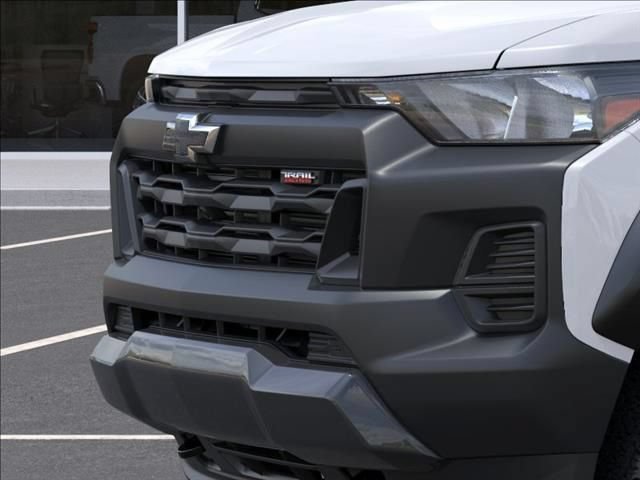 New 2026 Summit White Chevrolet Trail Boss image 14