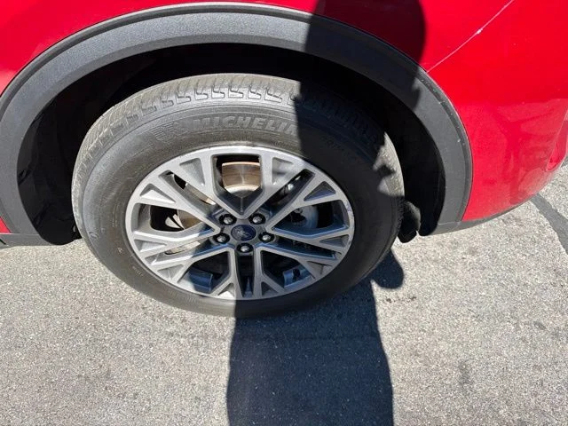 Used 2022 Red Metallic Ford SEL image 16