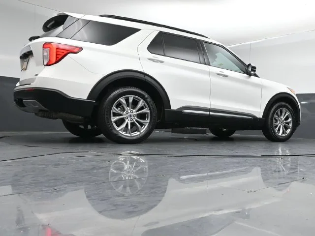 Certified Used 2024 Star White Ford XLT image 43