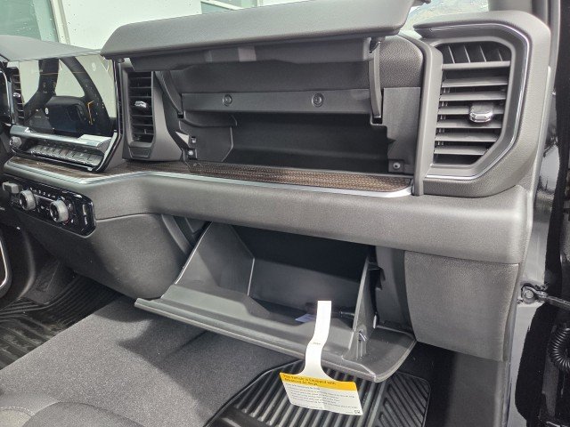 2026 Chevrolet Silverado 1500 LT - Photo 12