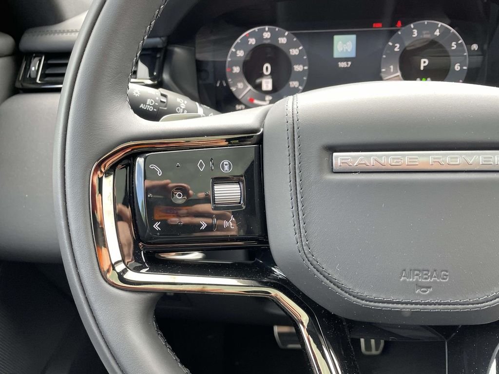 New 2026 Batumi Gold Land Rover Dynamic SE image 35