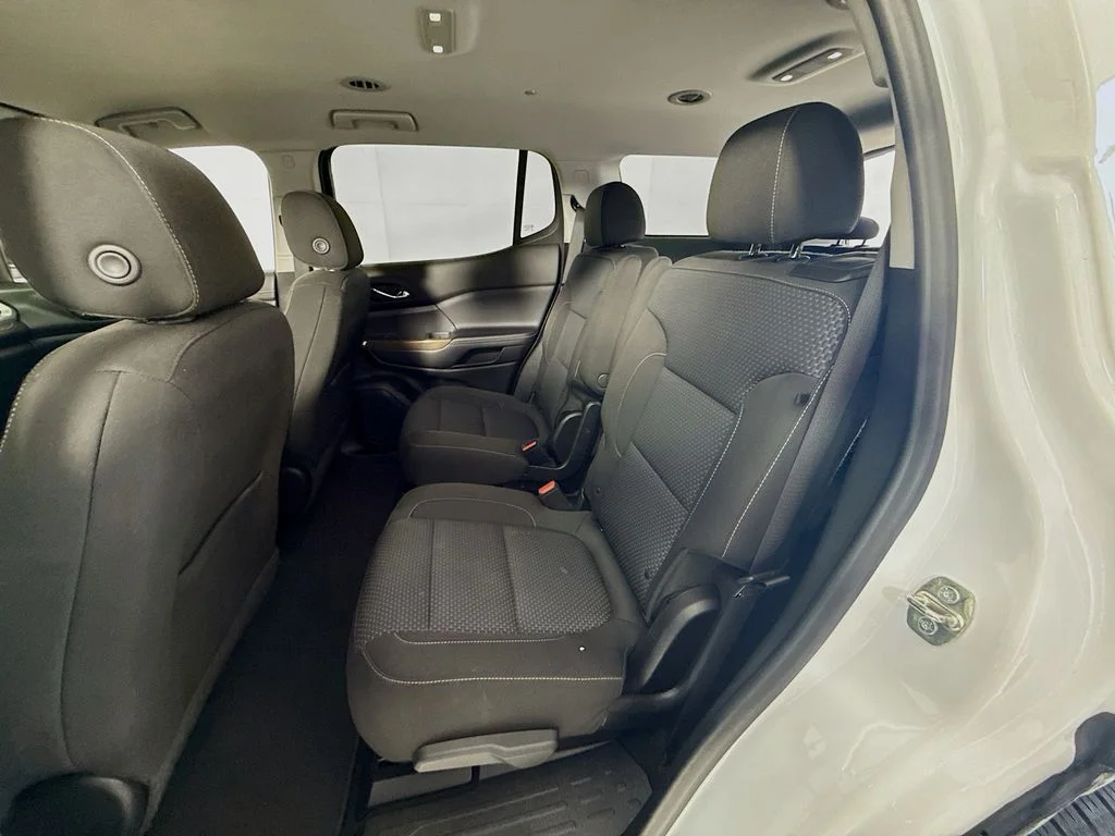Used 2021 Summit White GMC SLE image 4