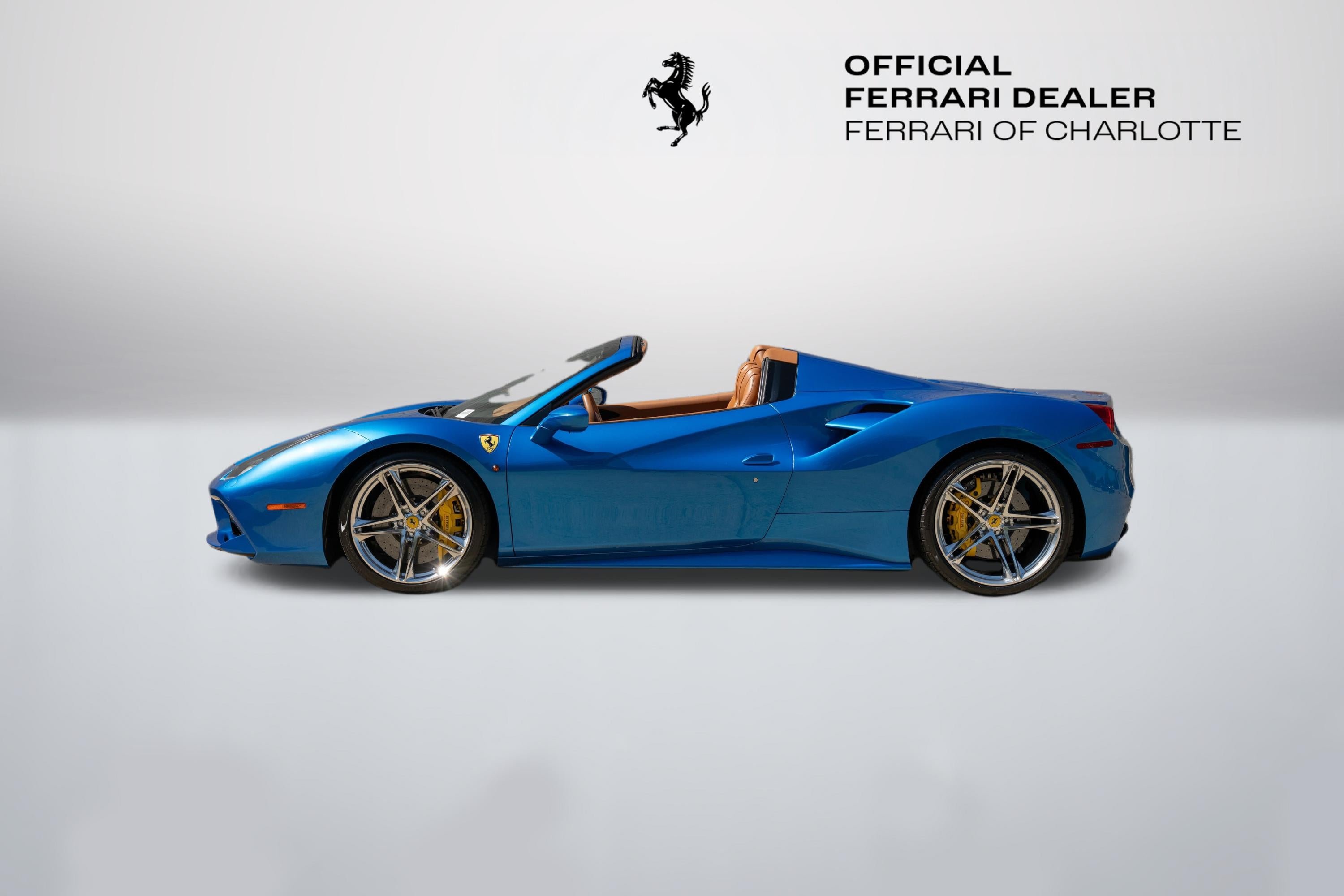 Used 2016 Blu Corsa Ferrari  image 4