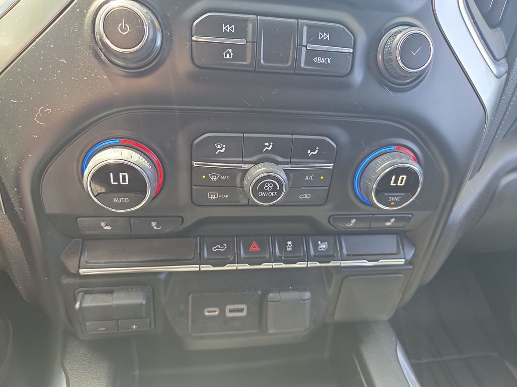 Used 2021 White Chevrolet RST image 18