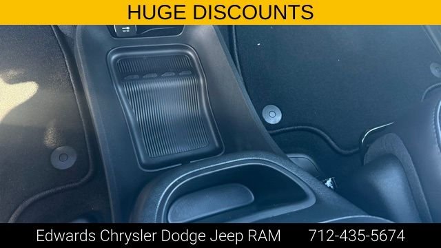 2026 Chrysler Pacifica Select - Photo 21