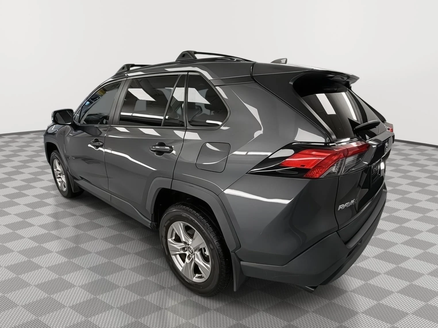 Used 2022 Magnetic Gray Metallic Toyota XLE image 8