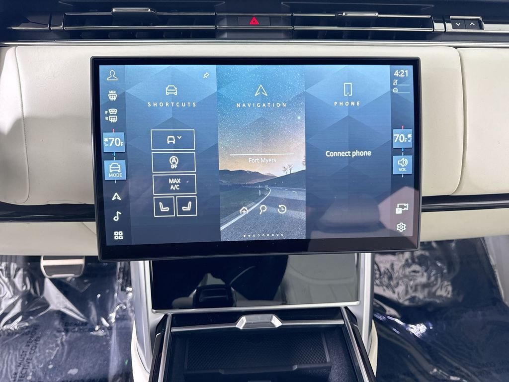 2026 Land Rover Range Rover SE - Photo 16
