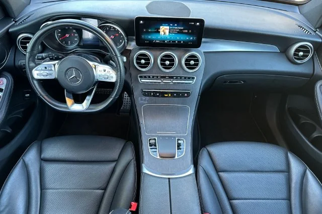 Used 2022 Black Mercedes-Benz GLC 300 image 16