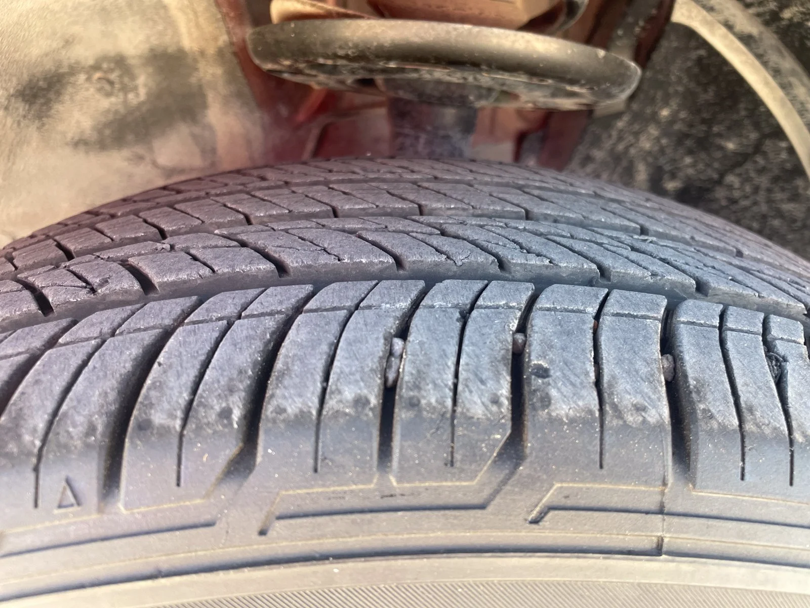 Used 2025 Red Nissan SV image 28