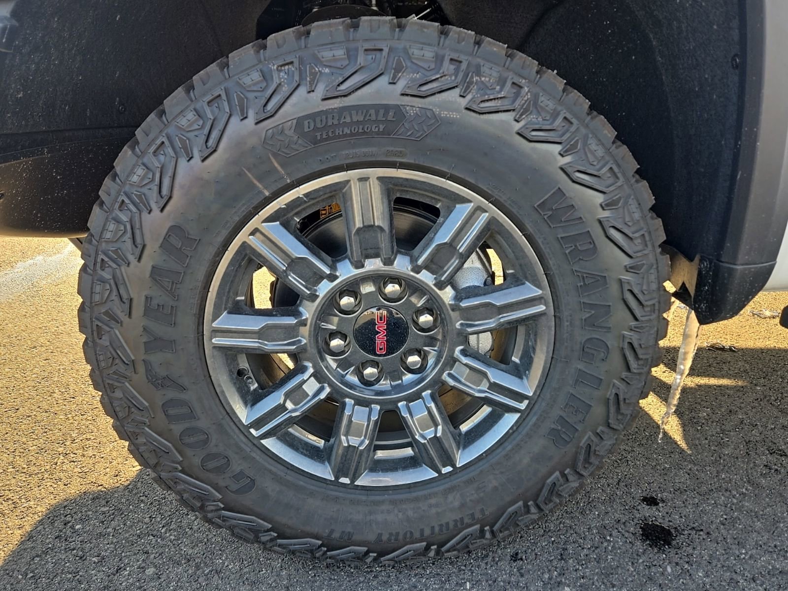 New 2026 Summit White GMC AT4X image 21