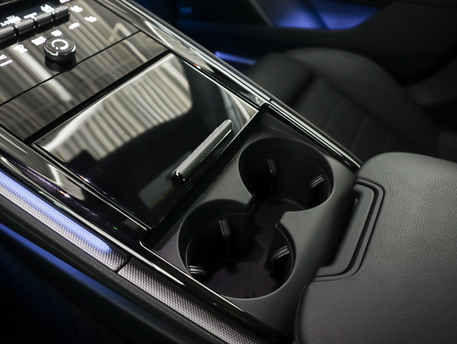 Used 2025 Black Porsche  image 15