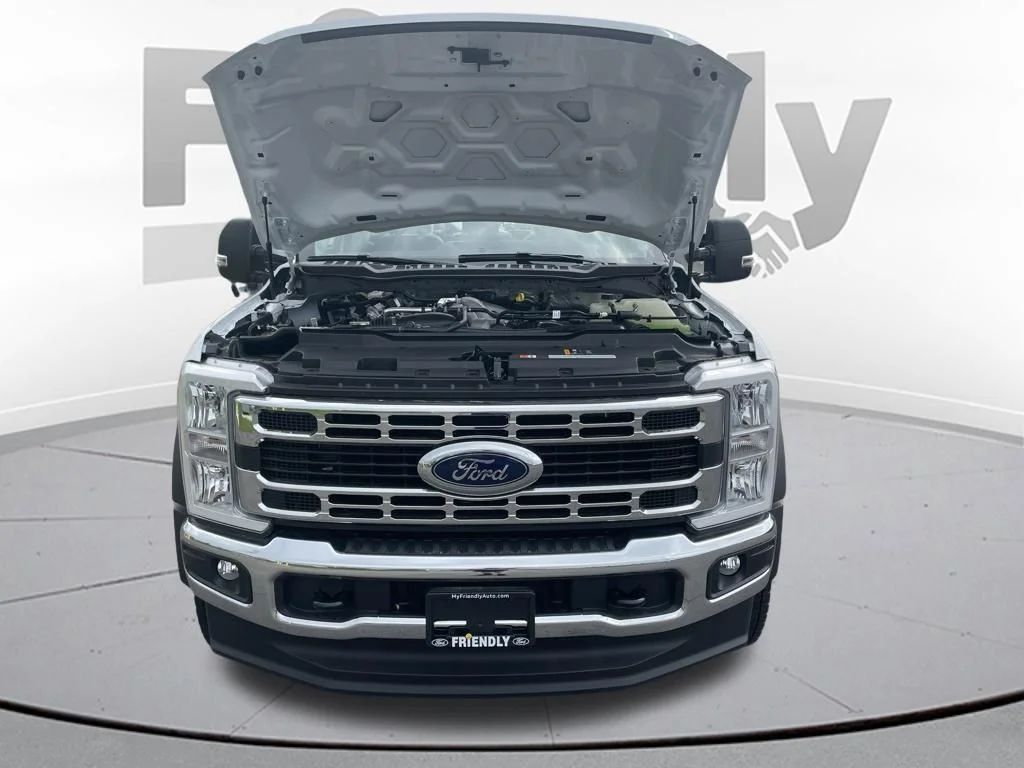 New 2026 Oxford White Ford F-550® XL image 27