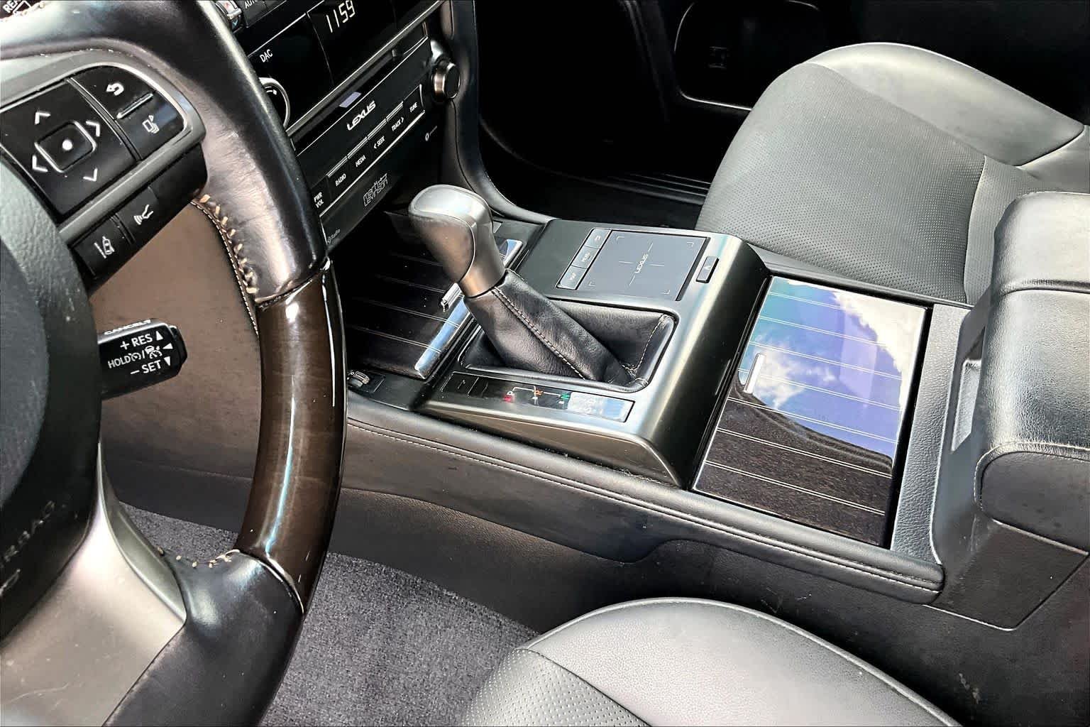 Used 2023 Nebula Gray Pearl Lexus Premium image 17