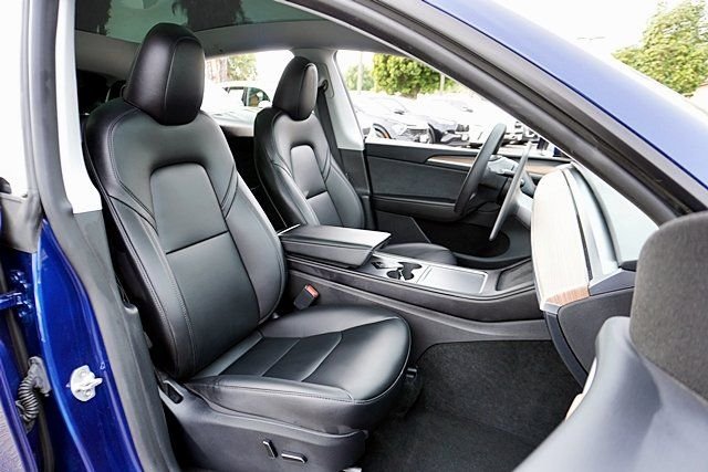 Used 2024  Tesla Long Range image 12