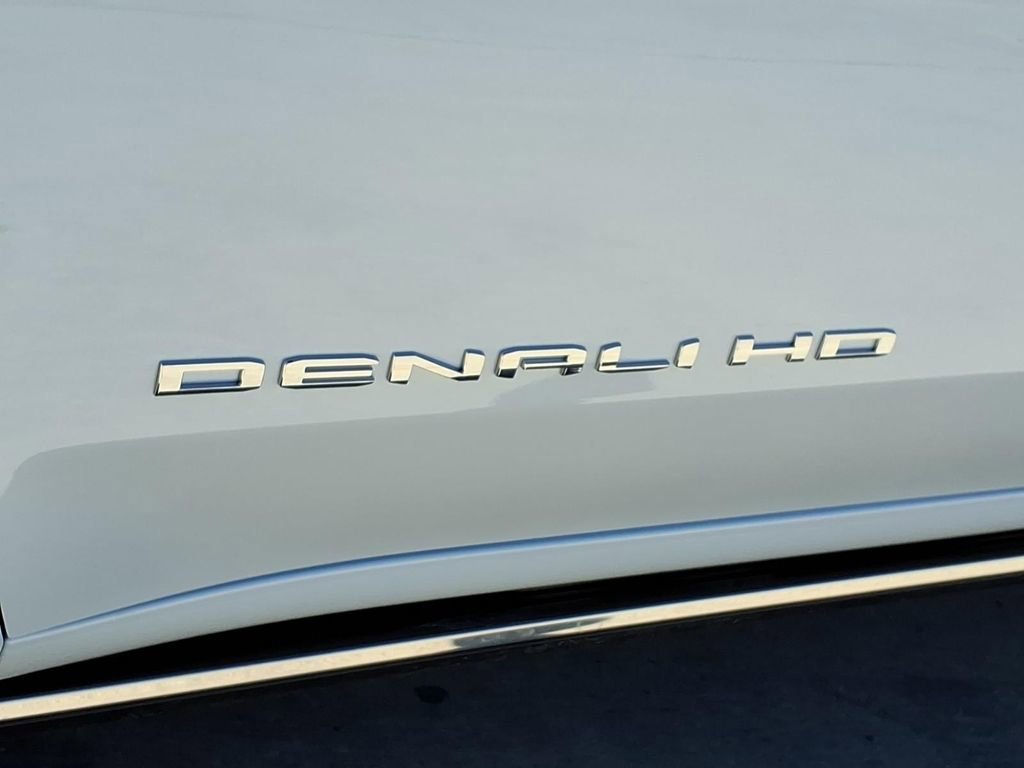 2026 GMC Sierra 2500HD Denali - Photo 11