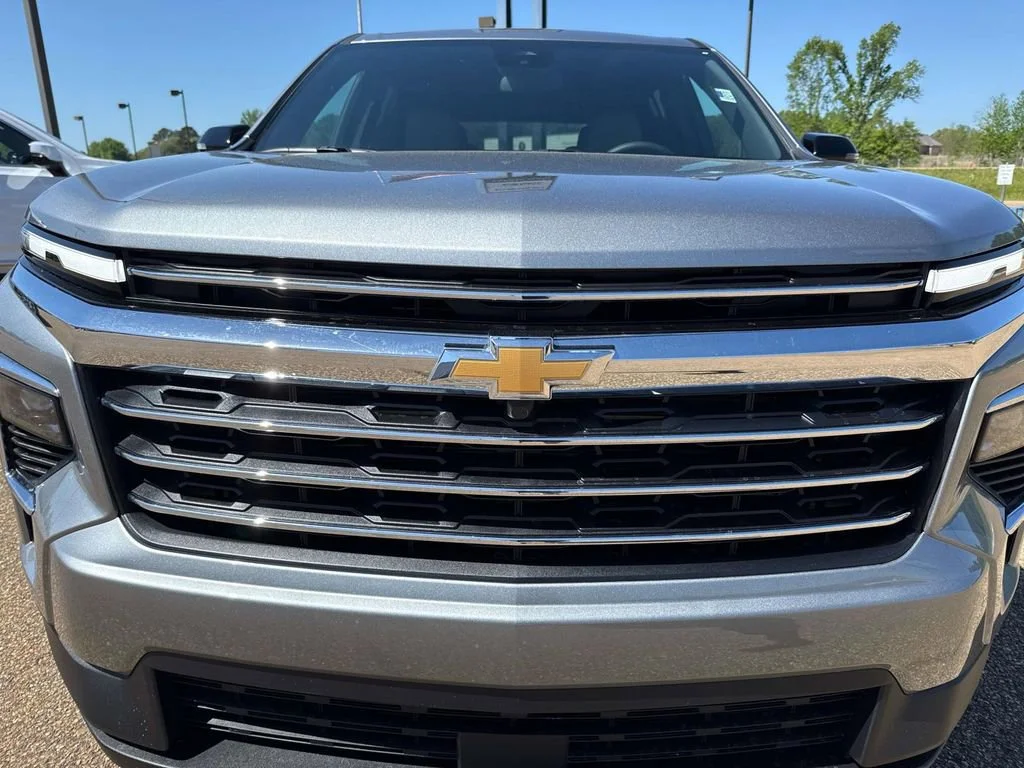 New 2026 Sterling Gray Metallic Chevrolet LT image 3