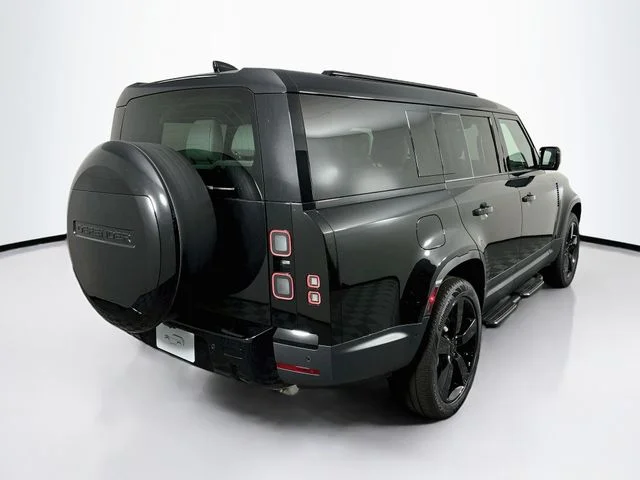 New 2026 Black Land Rover S image 5