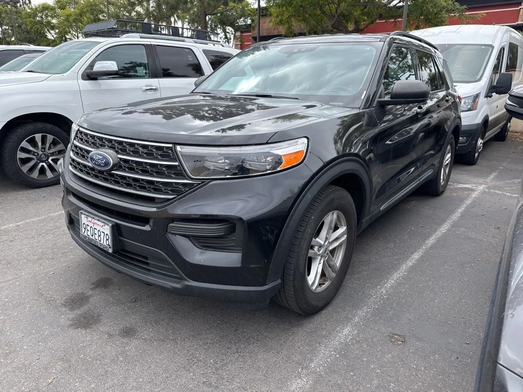 Certified Used 2023 Black Ford XLT image 15