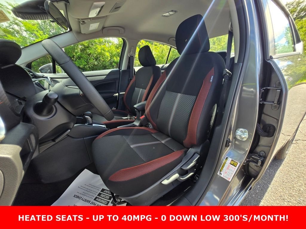 2025 Nissan Versa Sedan SR - Photo 9