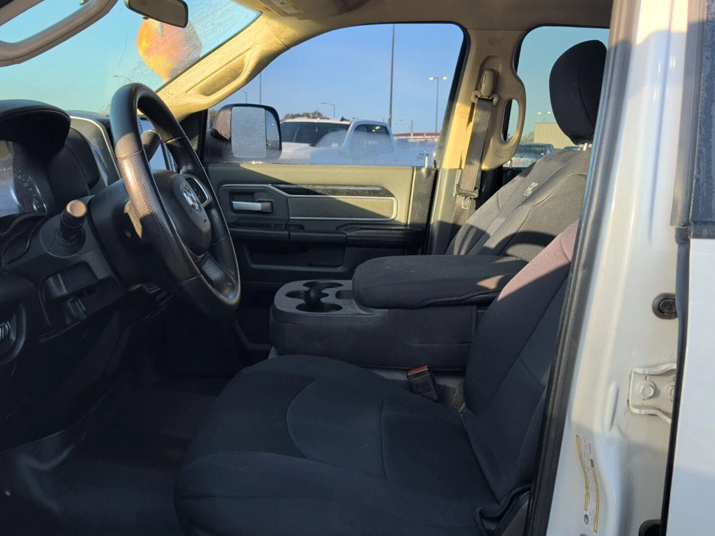 Used 2019 WHITE Ram Big Horn image 9