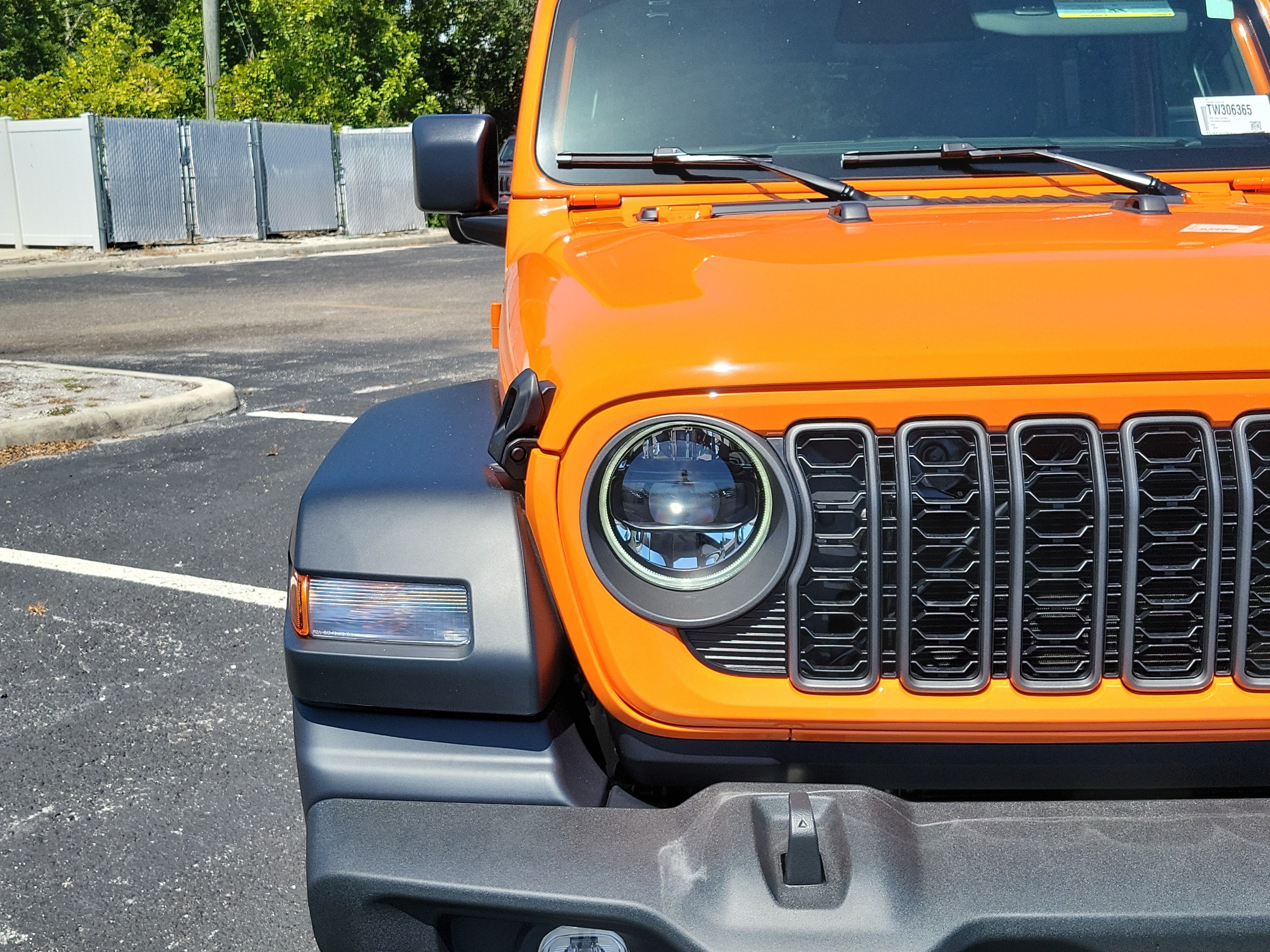 New 2026 Joose Exterior Paint Jeep Sport S image 7