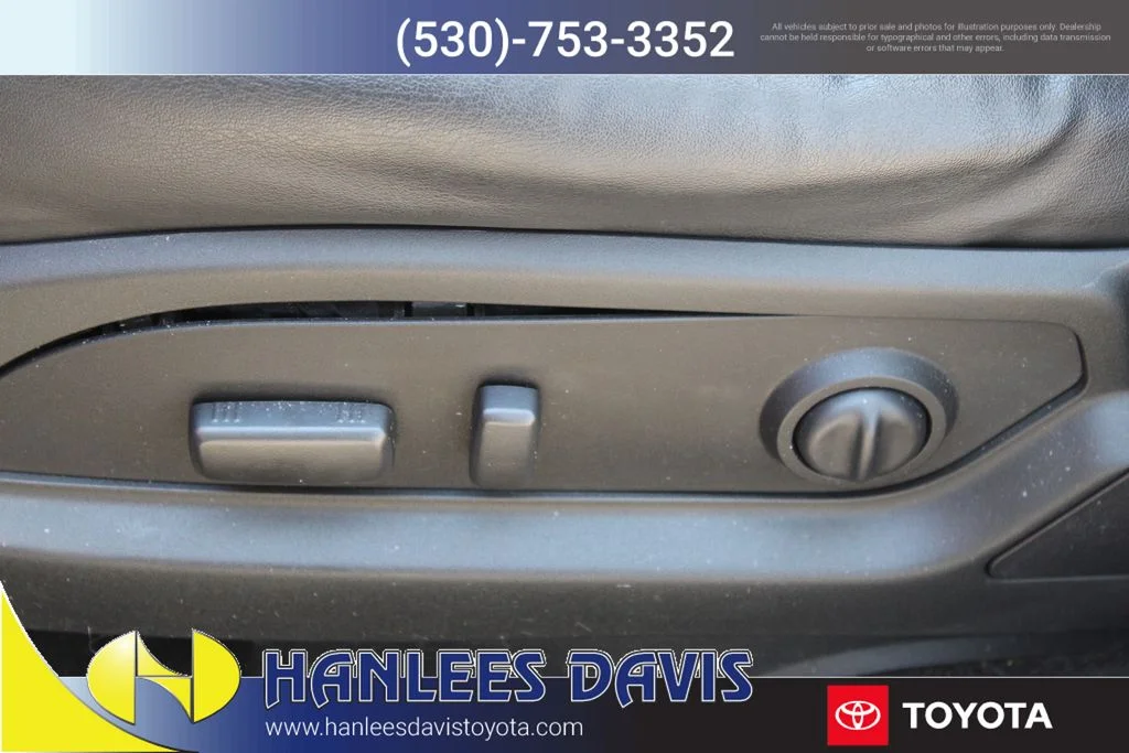 Used 2017 Red Chevrolet 2LT image 14