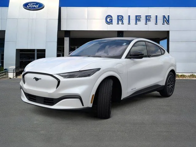 New 2026 Star White Metallic Tri-coat Ford Premium image 11
