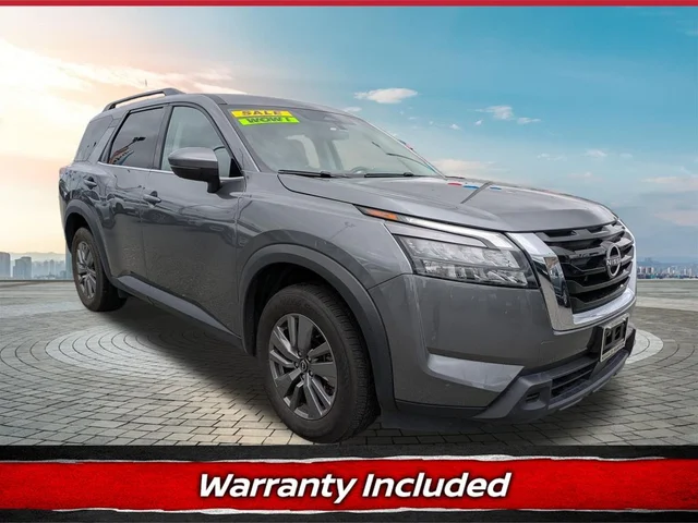 2025 Nissan Pathfinder SV
