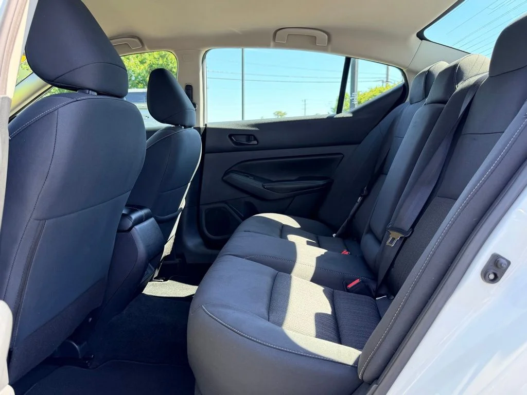 Used 2024 White Nissan 2.5 SV image 15