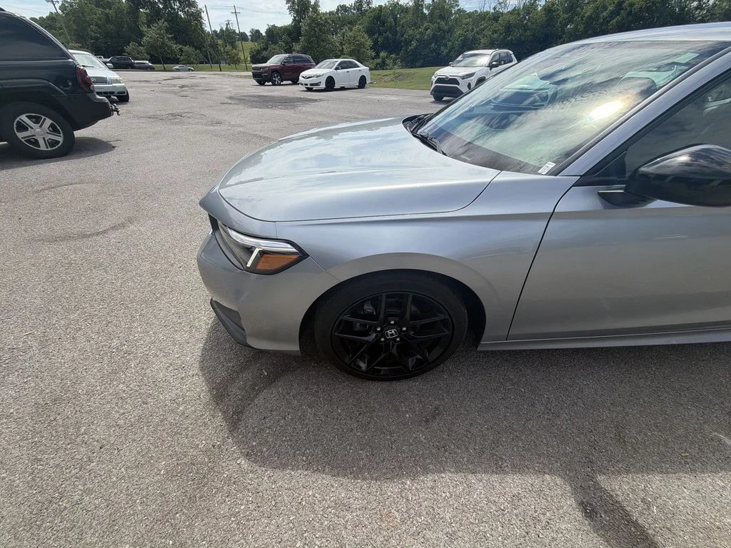 Used 2025 Silver Honda Sport image 10