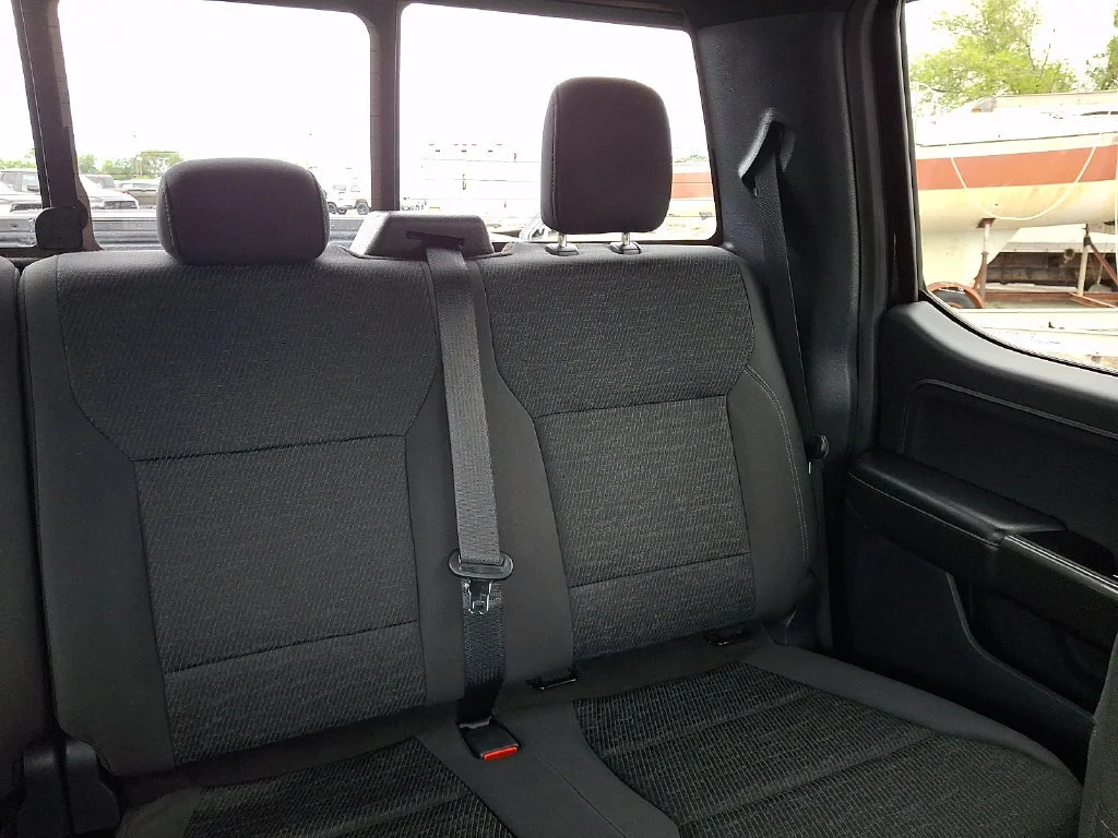 Used 2022 Agate Black Metallic Ford XLT image 21