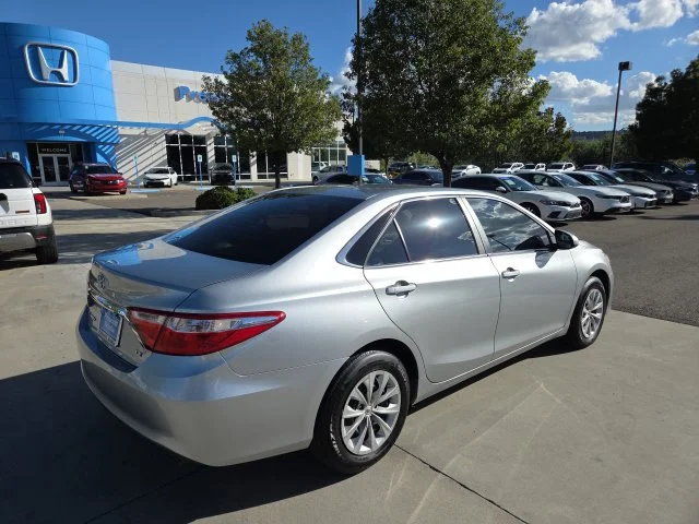 Used 2017 Silver Toyota LE image 5