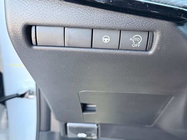 2026 Nissan KICKS SR - Photo 17