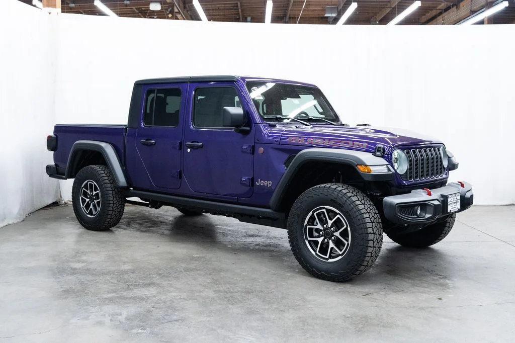 2026 Jeep Gladiator Rubicon Auto's photo